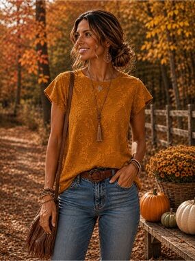 Easel Mustard Textured Flutter-Sleeve Blouse Med
